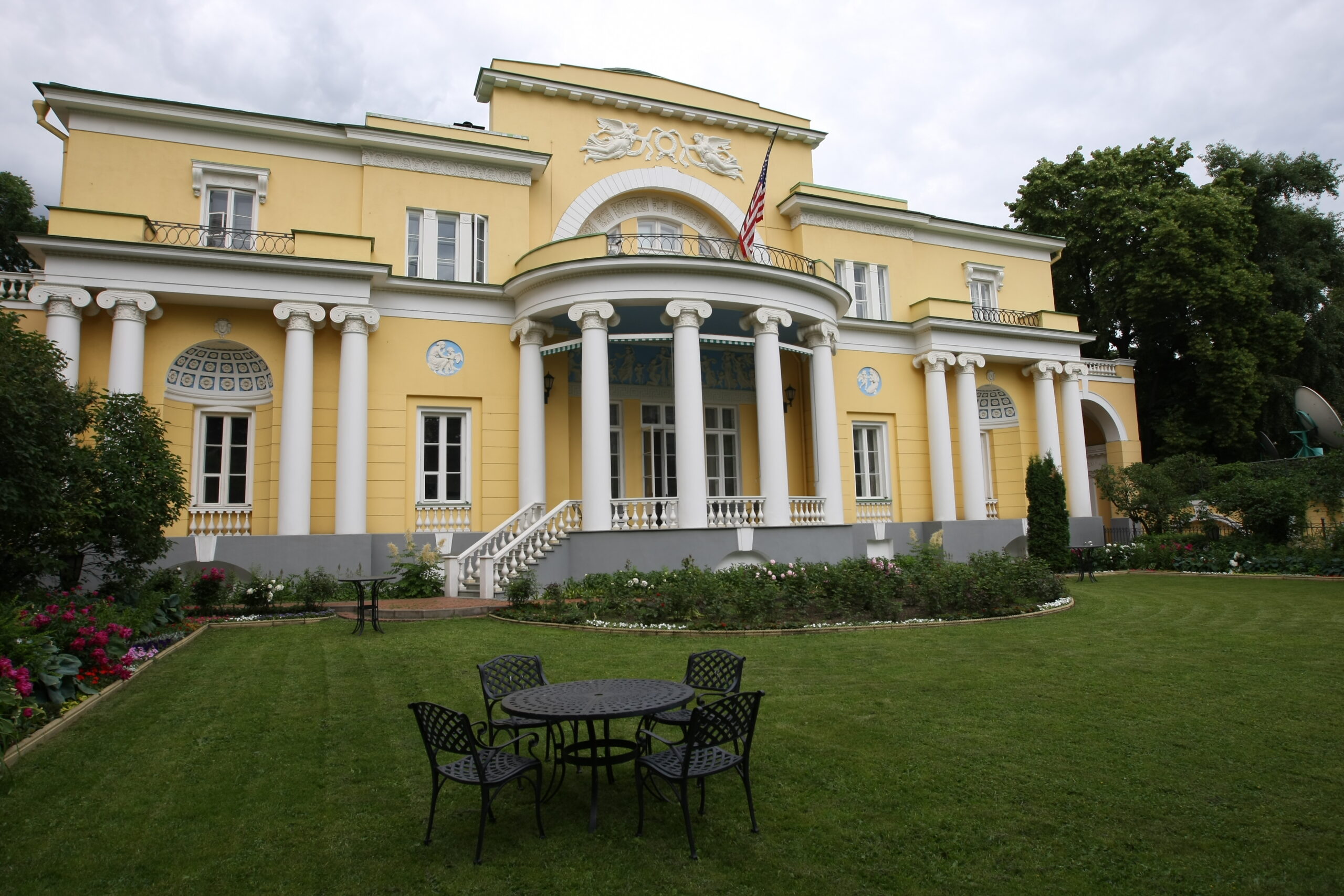 Historická budova rezidence velvyslance Spojených států Spaso House v Moskvě
