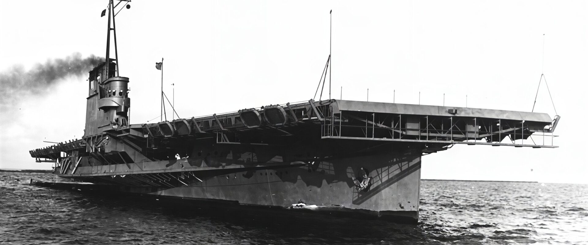 Výcviková letadlová loď USS Wolverine