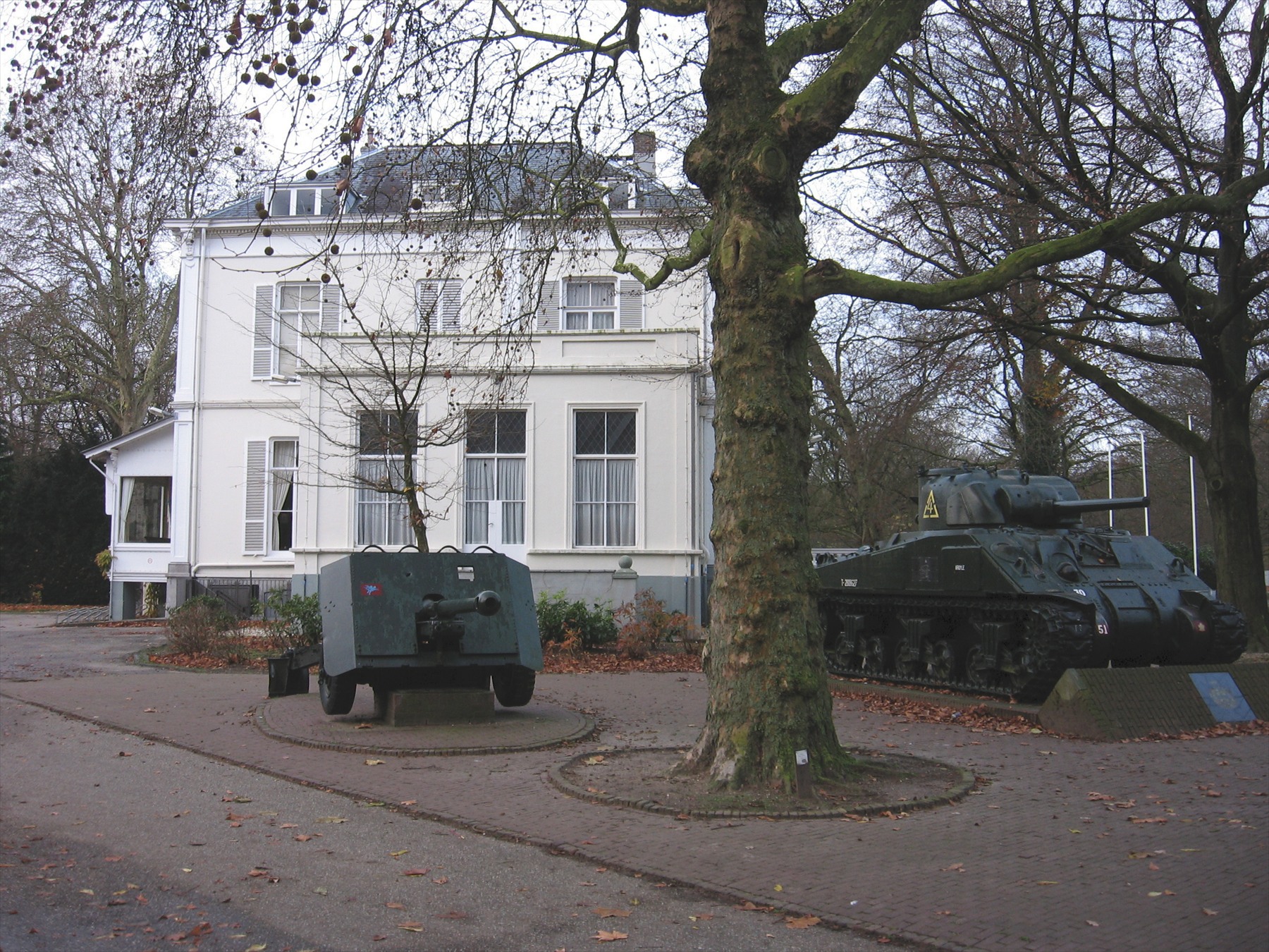 Historická budova bývalého hotelu Hartenstein v Oosterbeeku u Arnhemu, která v září 1944 sloužila jako velitelství obklíčených britských výsadkářů a pilotů kluzáků